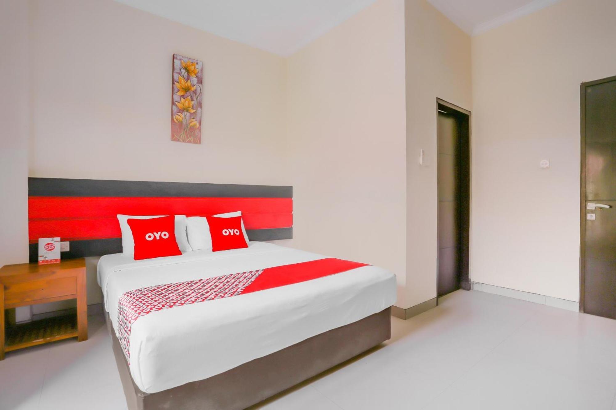 Oyo 4012 Ari Beach Inn Кута Экстерьер фото