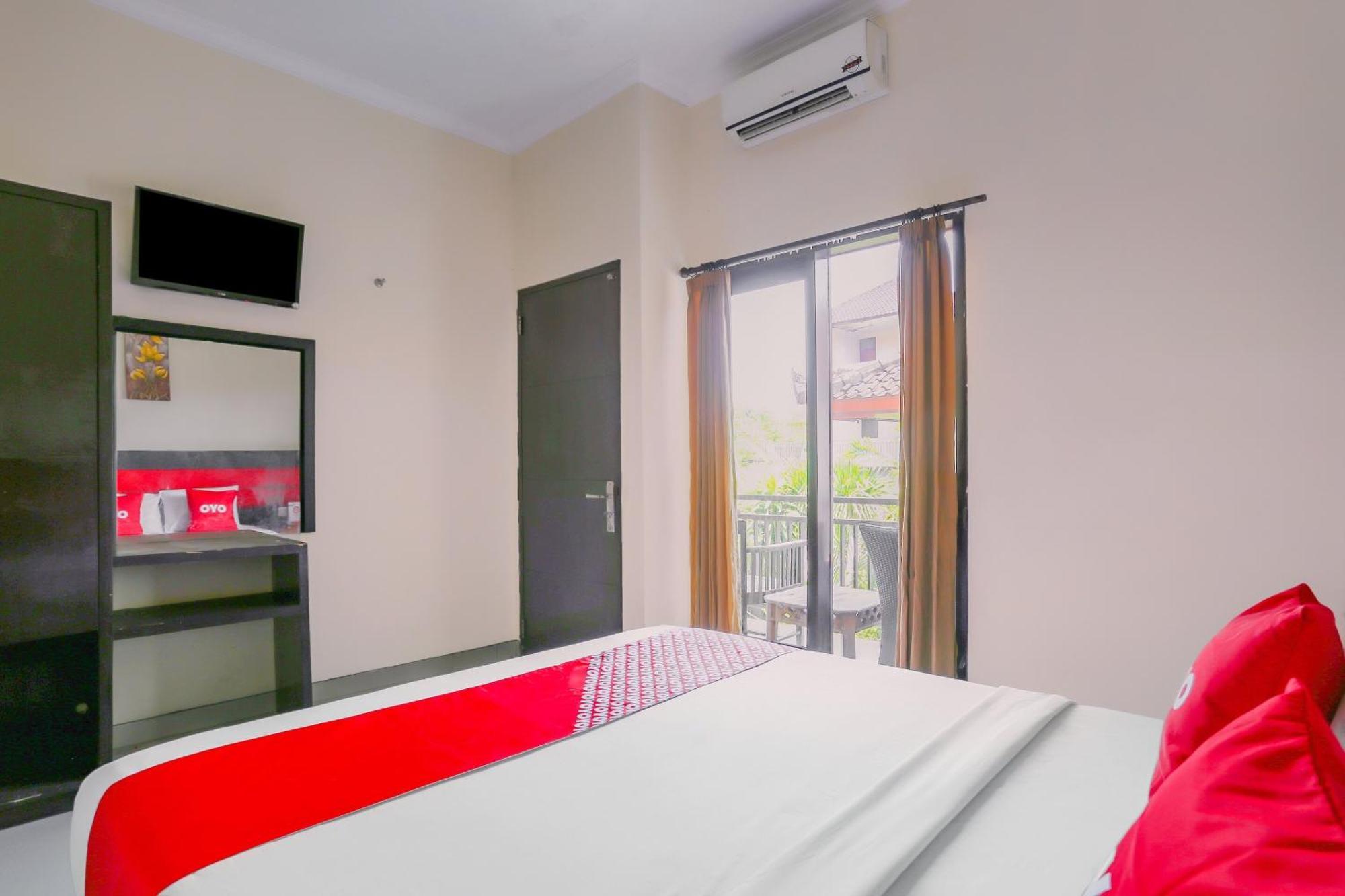 Oyo 4012 Ari Beach Inn Кута Экстерьер фото